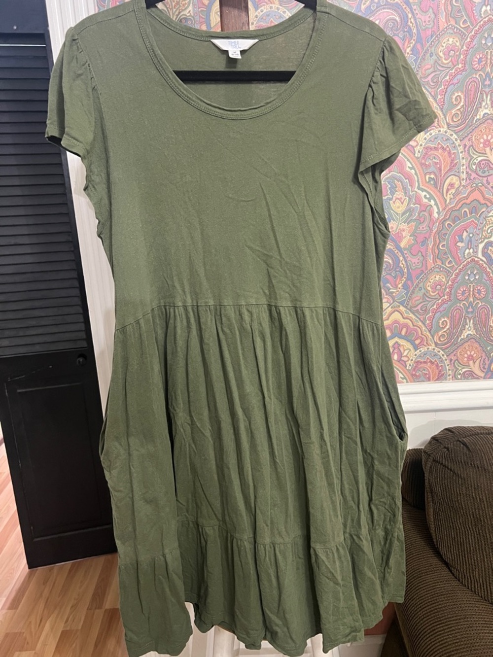 Time and Tru Olive Green Short Sleeve Dress with pockets